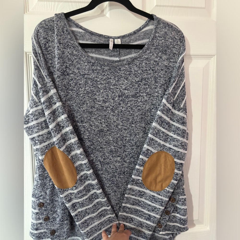 Gray Women's Top Cato Size XL